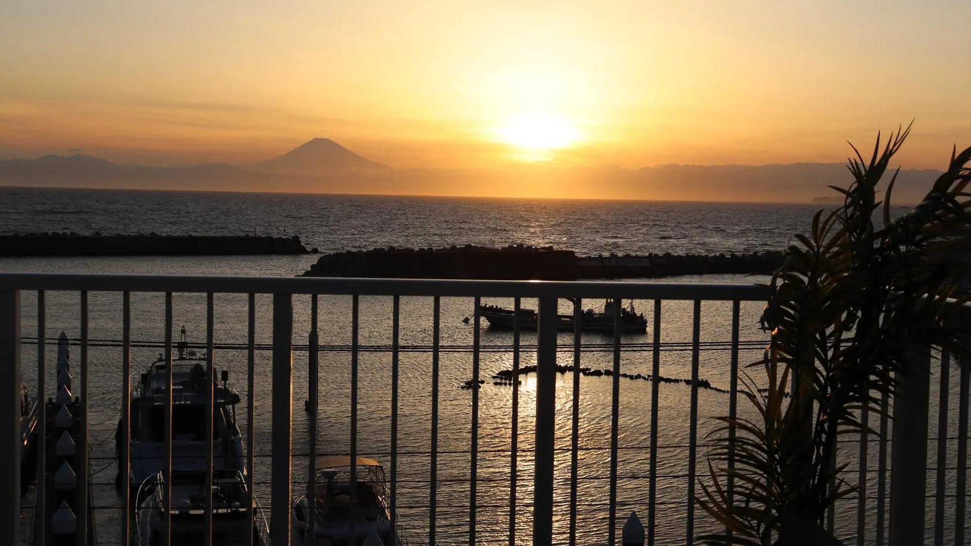 Ashina Bayside Villa Yokosuka 0*,  Japan